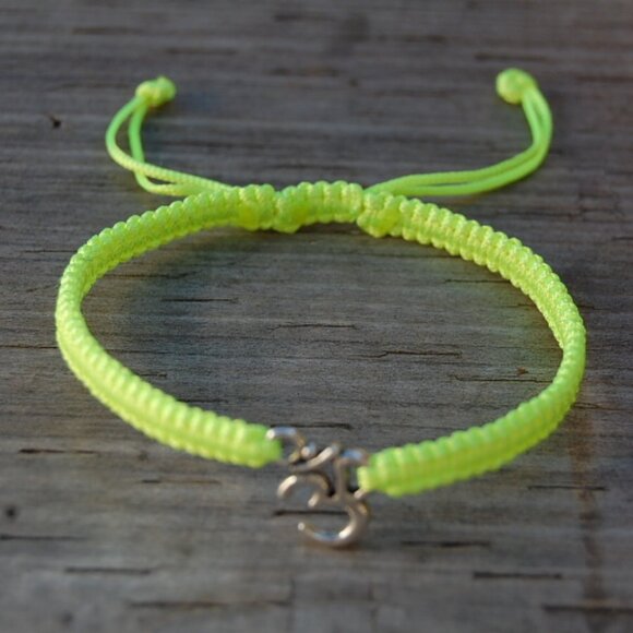 Om Bracelet,Yoga Bracelet,Shamballa Om Pray Bracelet,Good Luck Bracelet - Picture 2 of 2